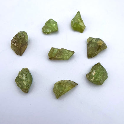 Titanite (Sphène) cristaux bruts