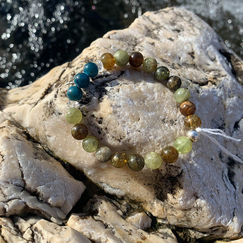 Bracelet Synergie ~ La Méthodique ~ Grenat vert et Apatite bleue